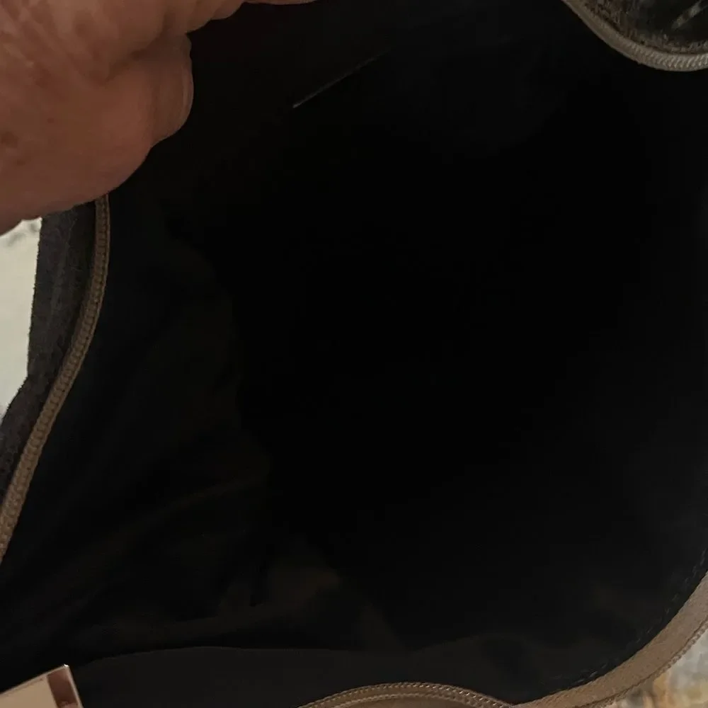 Park Ave., New York leather hobo bag